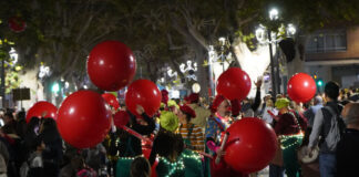 Xàtiva inicia el Nadal amb la inauguració del betlem monumental i l’obertura del Mercat de Nadal