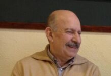 Josep Guia intervé divendres a l’IES Simarro en una conferència de l’Ateneu Filosòfic de Xàtiva